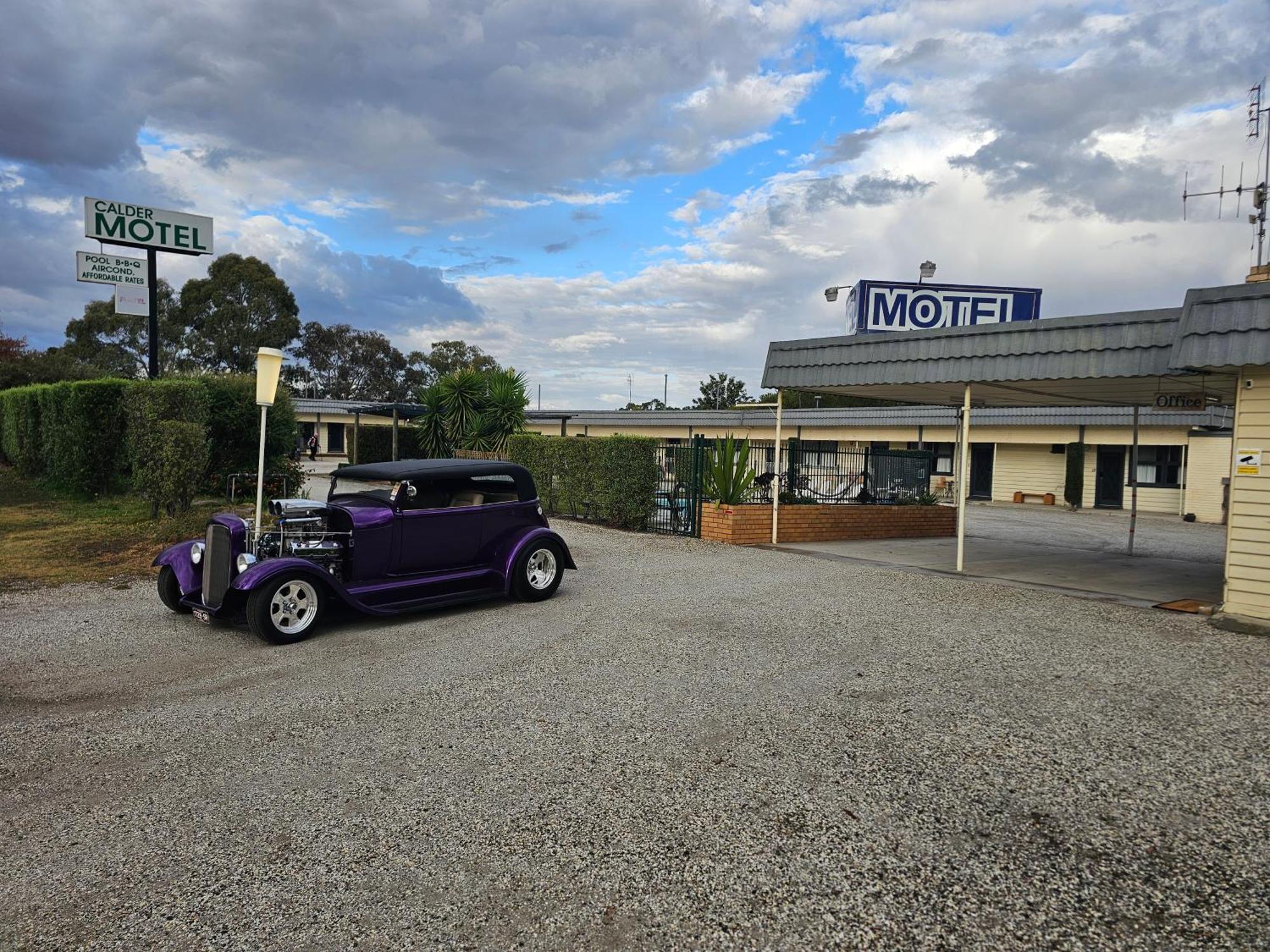 Calder Family Motel Bendigo Extérieur photo