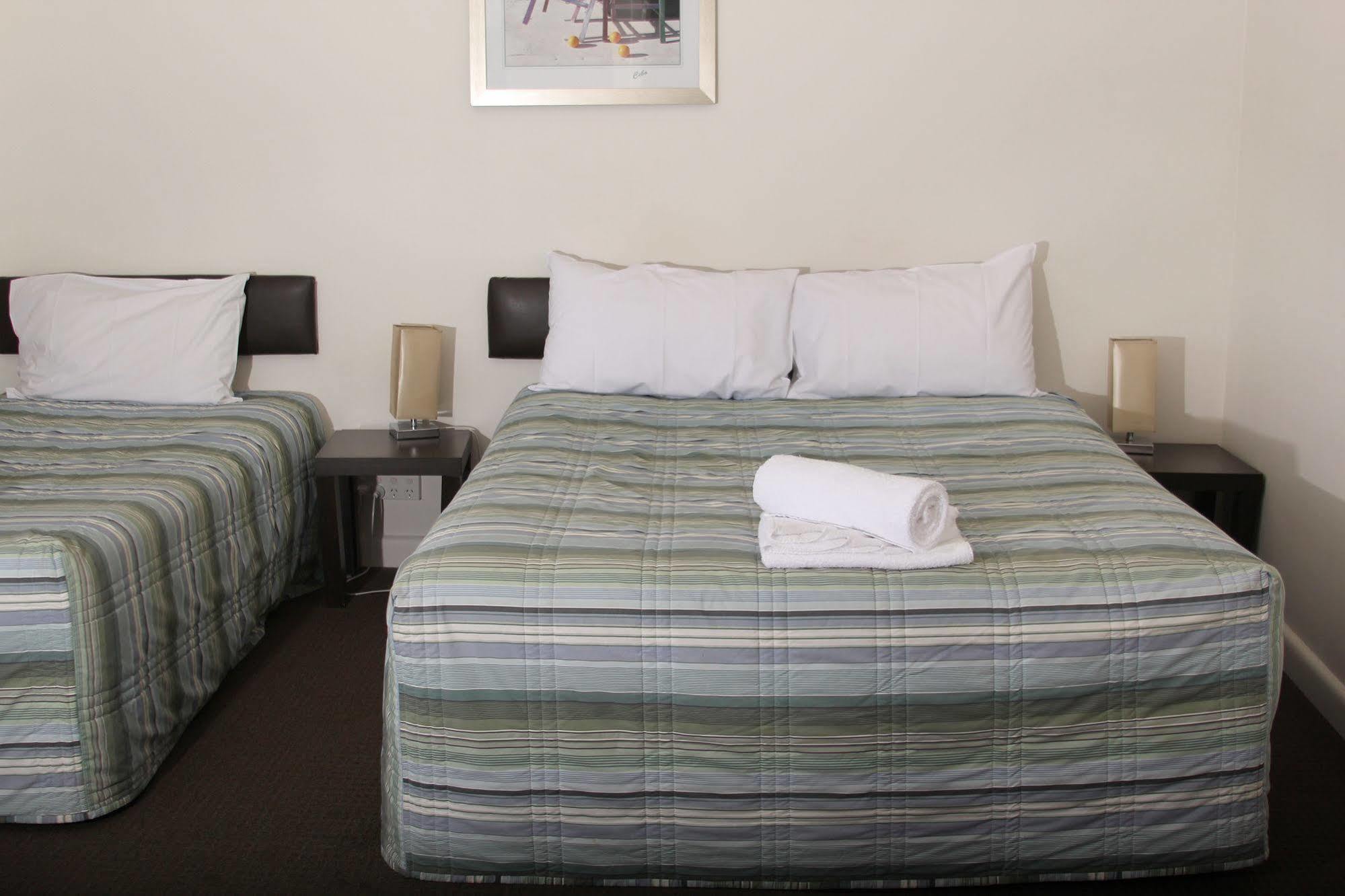 Calder Family Motel Bendigo Extérieur photo