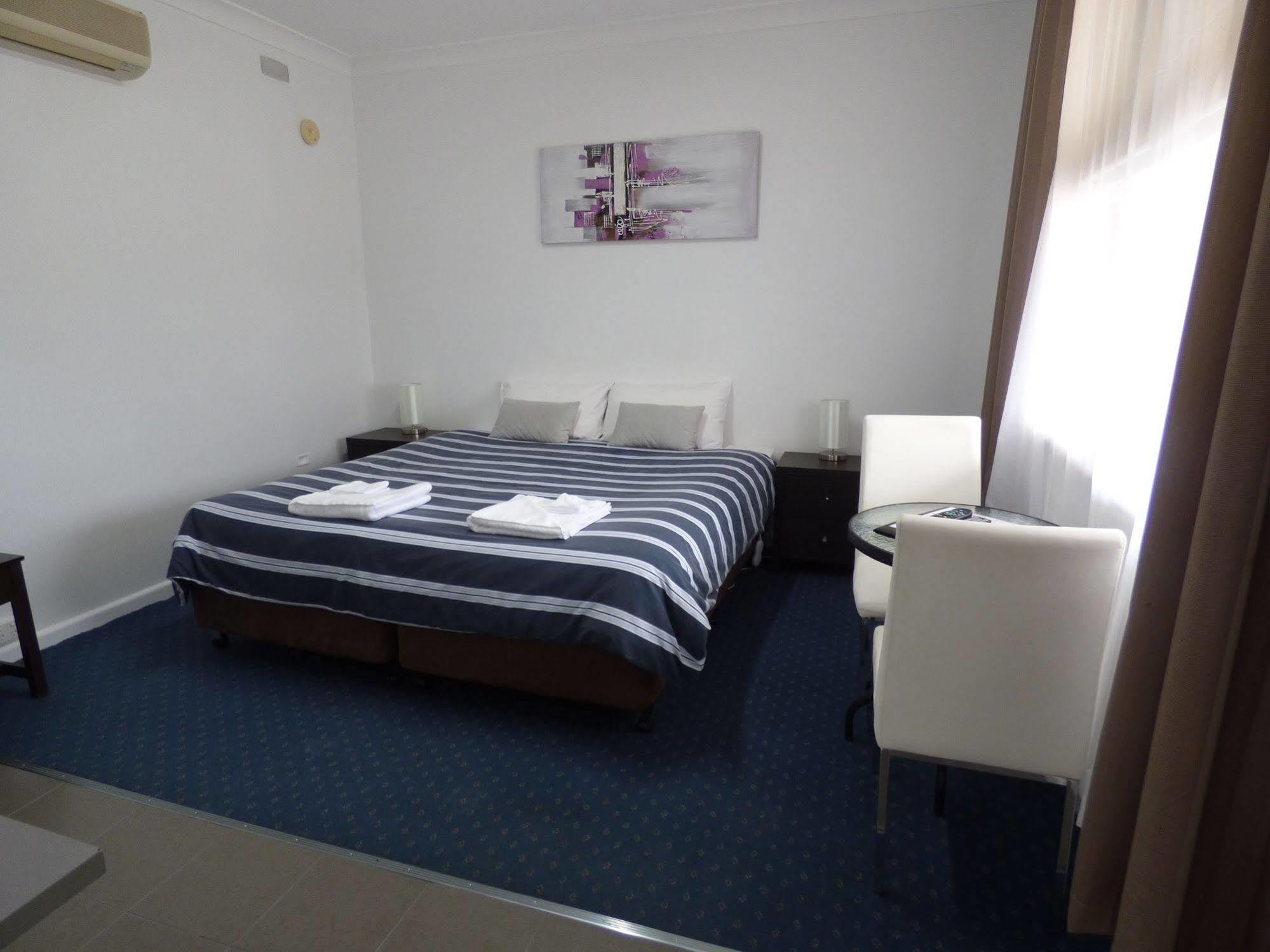Calder Family Motel Bendigo Extérieur photo